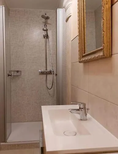 Apartment Helle Wohlfühloase Im Südviertel Marburg